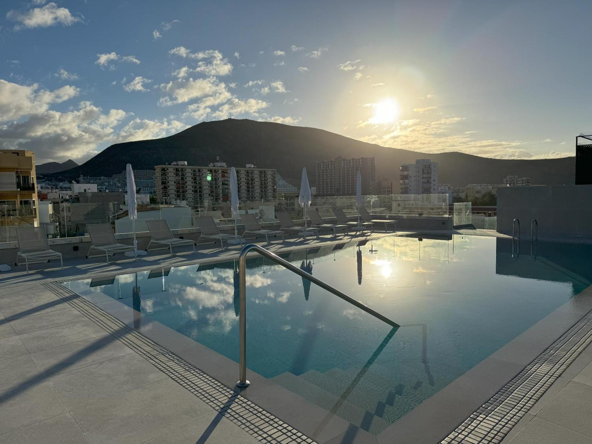 Hotel Reveron Plaza Los Cristianos  Zewnętrze zdjęcie