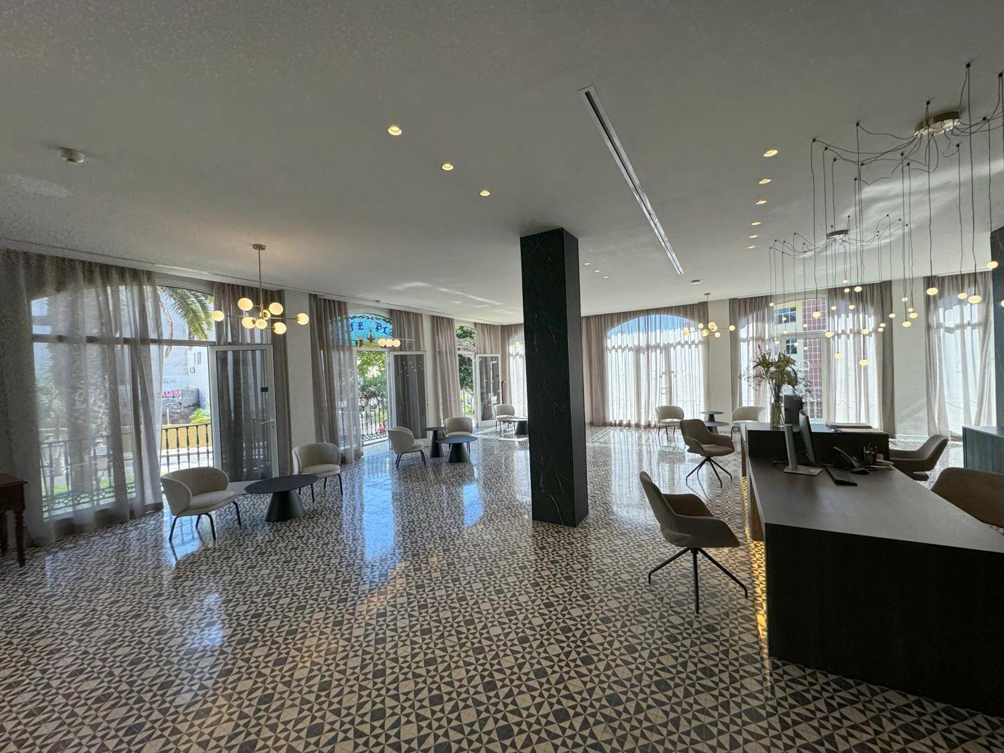 Hotel Reveron Plaza Los Cristianos  Zewnętrze zdjęcie