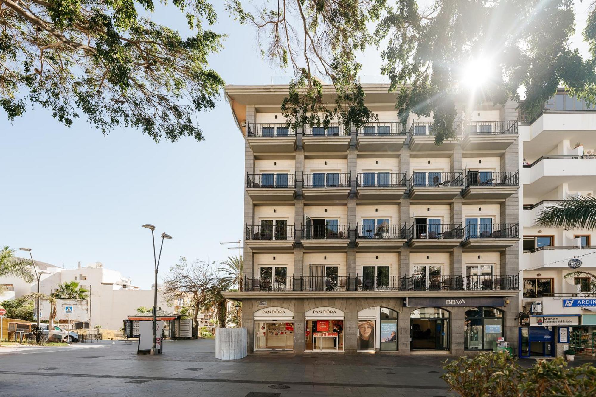 Hotel Reveron Plaza Los Cristianos  Zewnętrze zdjęcie