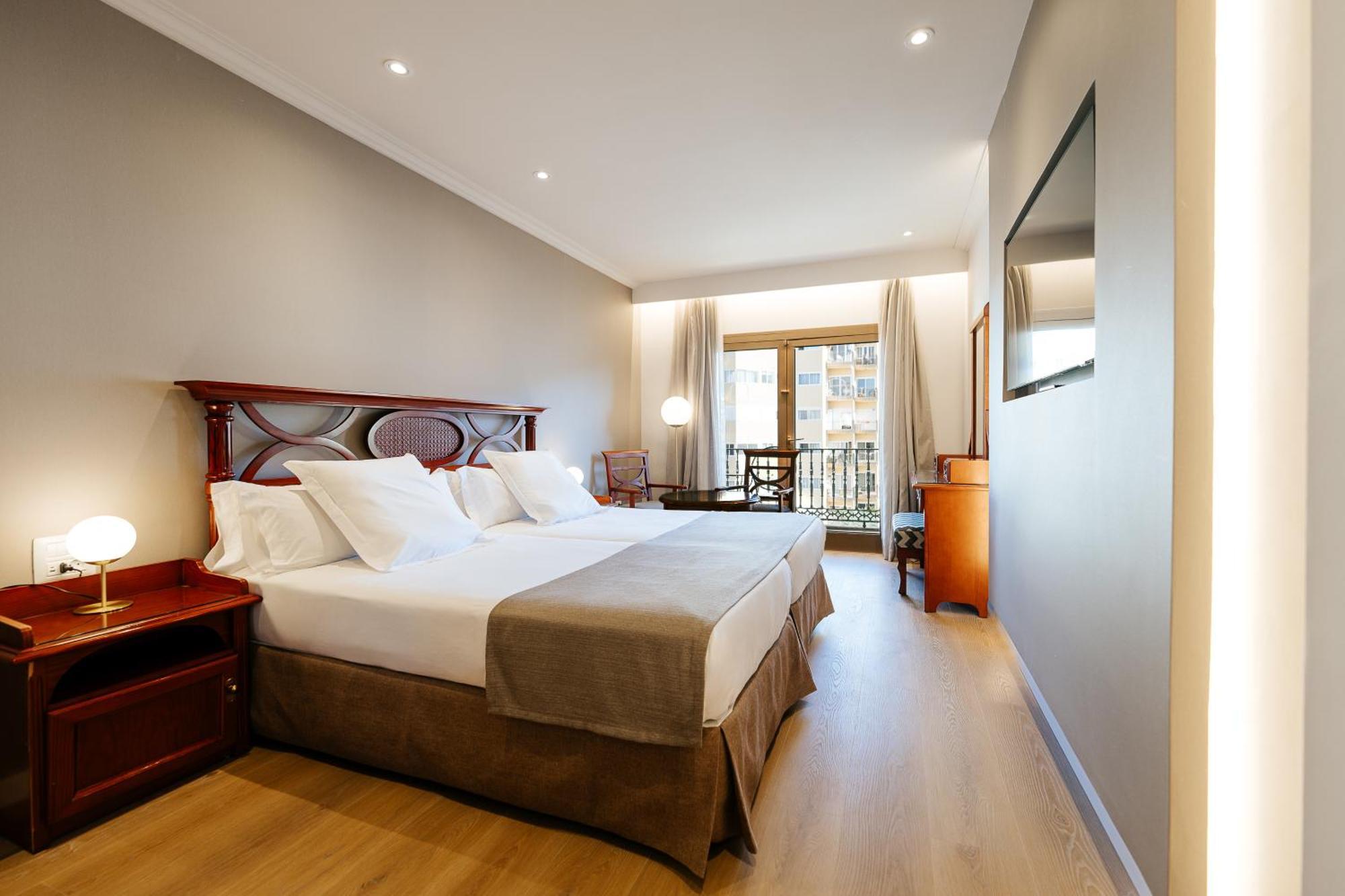 Hotel Reveron Plaza Los Cristianos  Zewnętrze zdjęcie